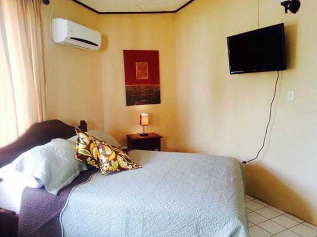 Hotel Mango Mar Jaco Room photo