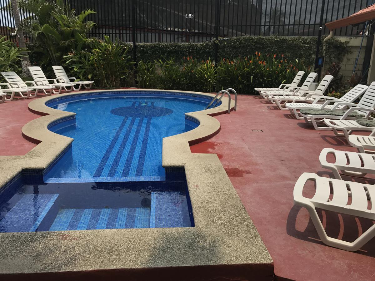 Hotel Mango Mar Jaco Exterior photo