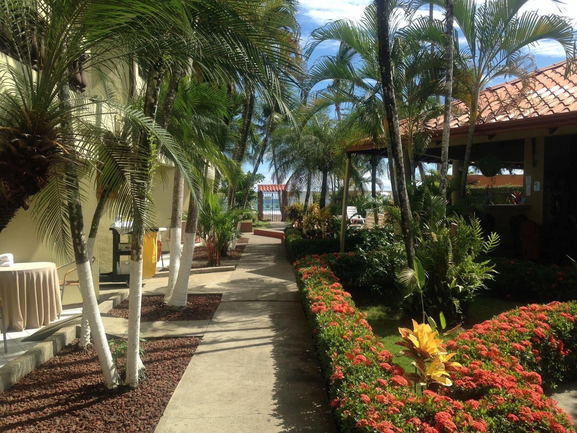 Hotel Mango Mar Jaco Exterior photo