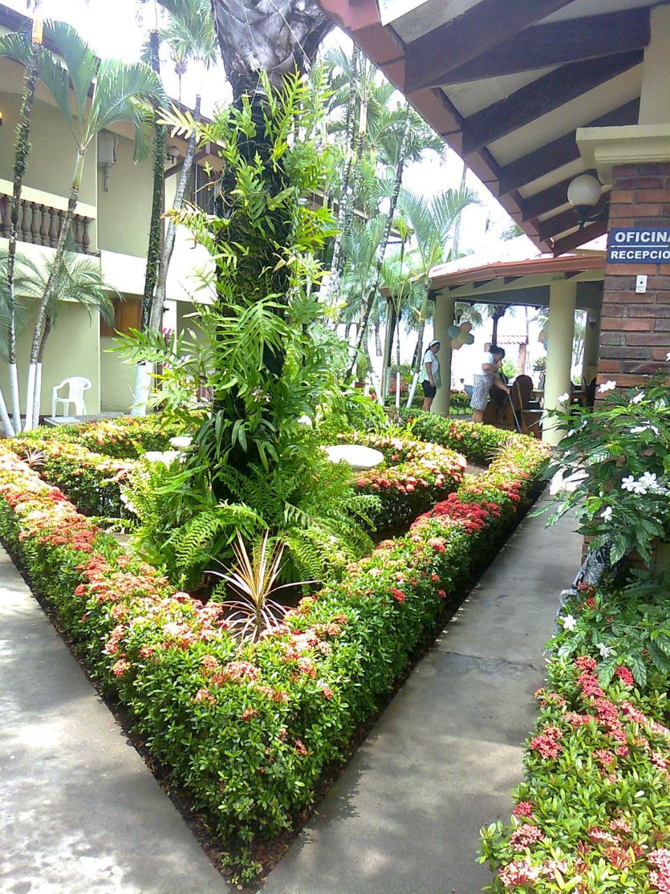Hotel Mango Mar Jaco Exterior photo