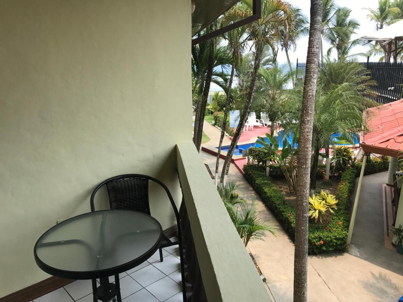 Hotel Mango Mar Jaco Exterior photo