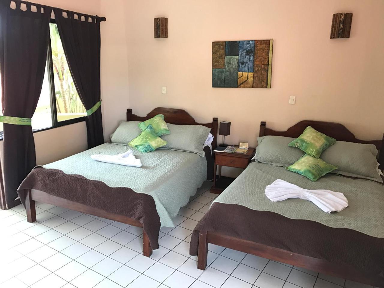 Hotel Mango Mar Jaco Exterior photo